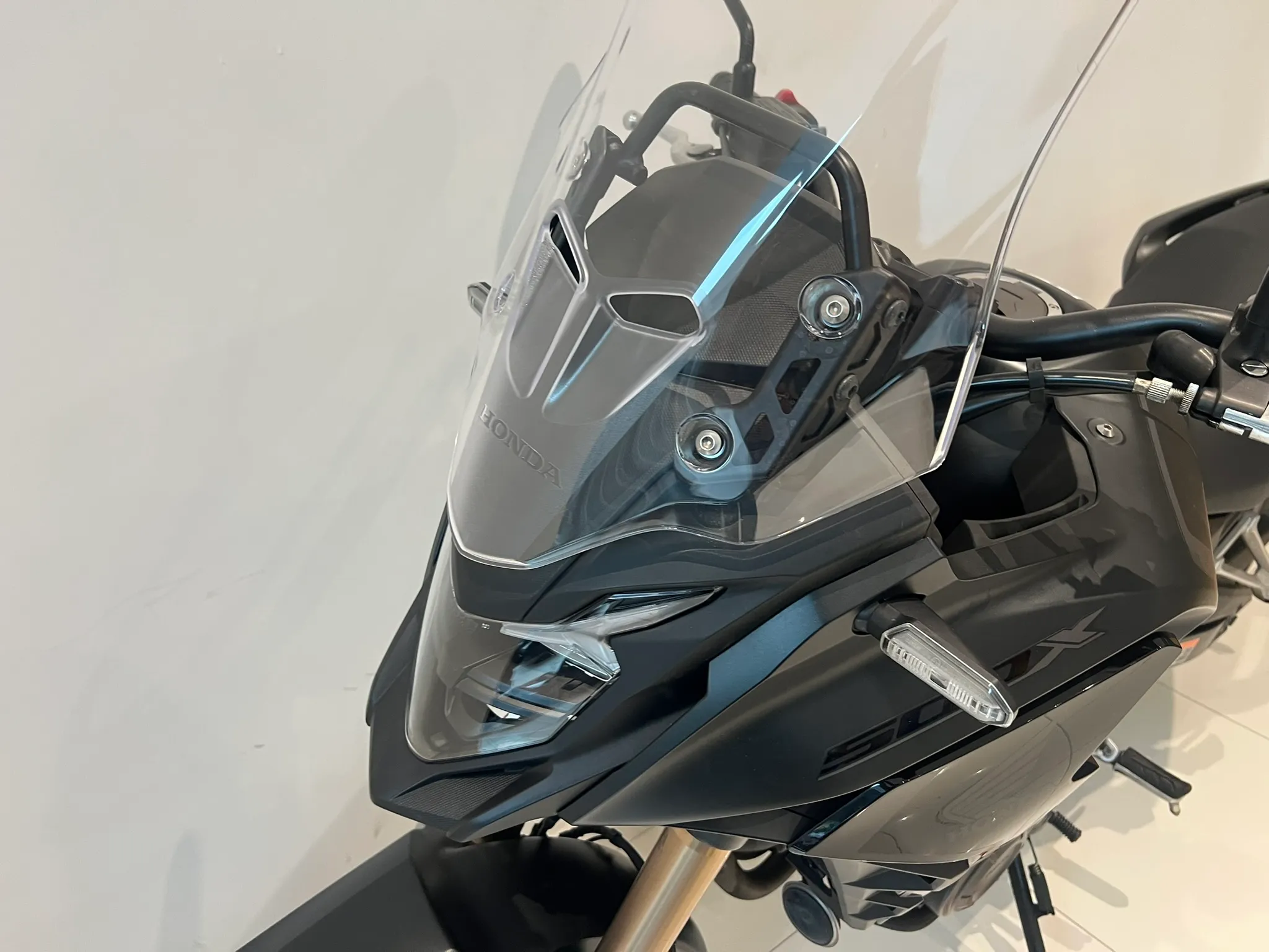 Demo + 1 Owner with Low miles — detail 7